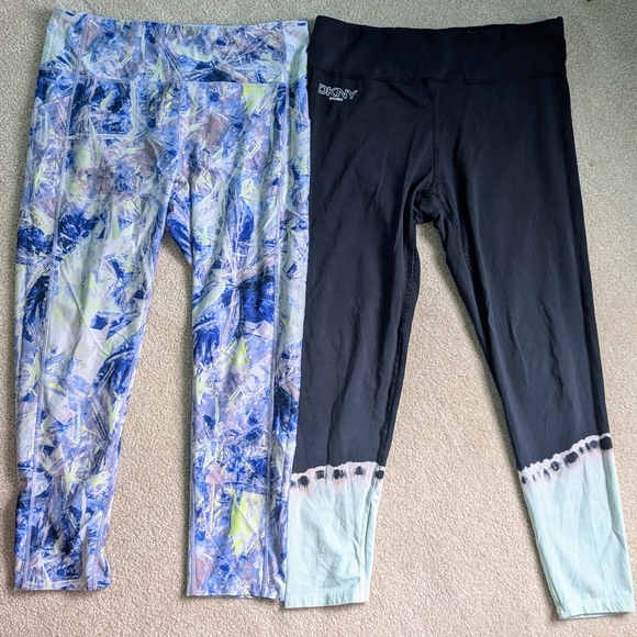 Pants - 2 Pair Women's Athletic/Performance Leggings size XL